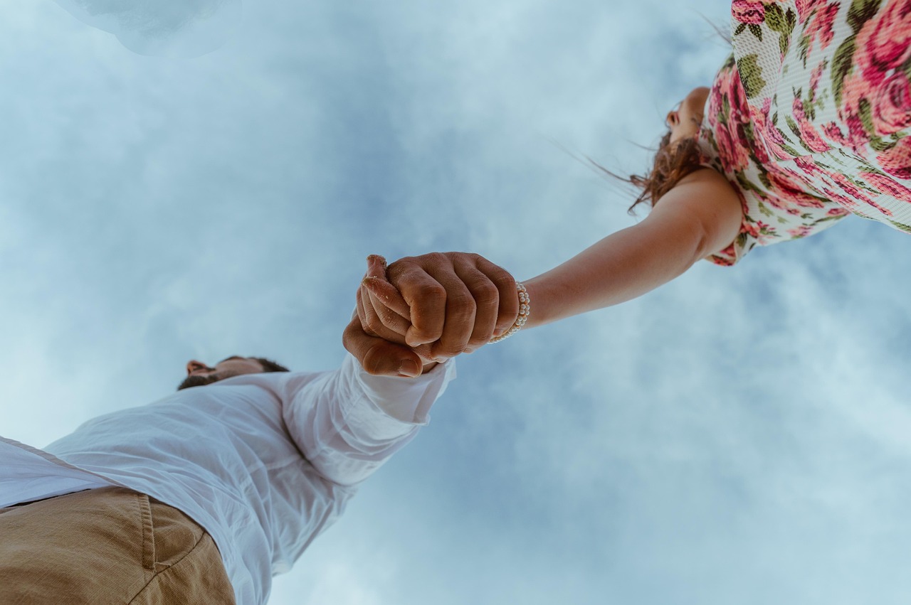couple, hands, valentines day, desktop backgrounds, love, romantic, people, romance, relationship, beautiful wallpaper, wedding, man, hd wallpaper, 4k wallpaper 1920x1080, wallpaper 4k, happy, laptop wallpaper, cool backgrounds, windows wallpaper, free wallpaper, woman, together, lovers, young, free background, full hd wallpaper, happiness, two, mac wallpaper, 4k wallpaper, outdoors, happyvalentine's, wallpaper hd, background